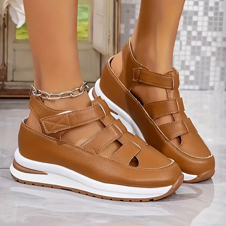 Imogen™ ComfortLift Sandals