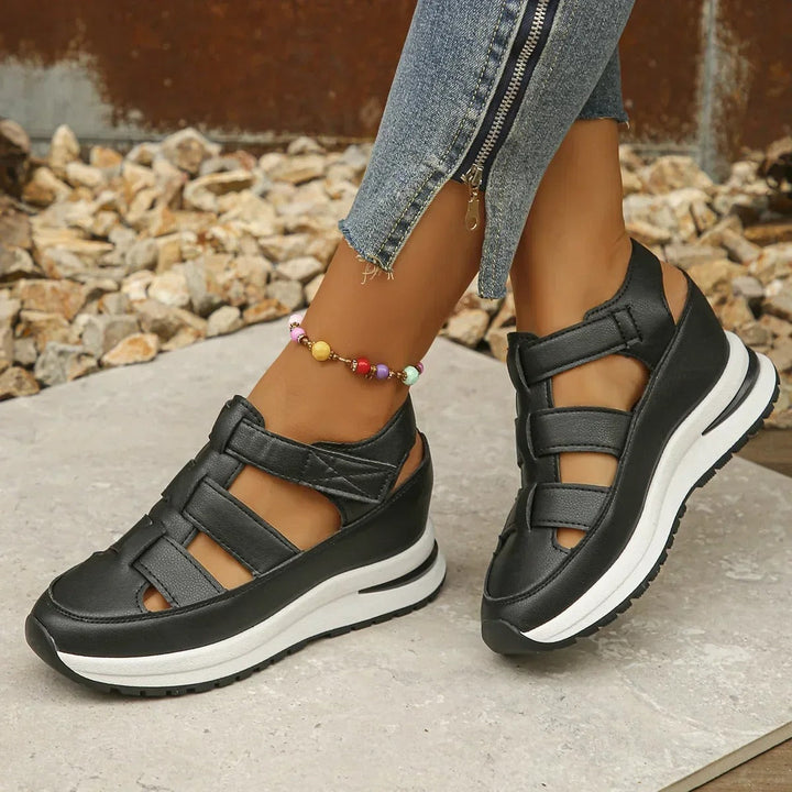 Imogen™ ComfortLift Sandals