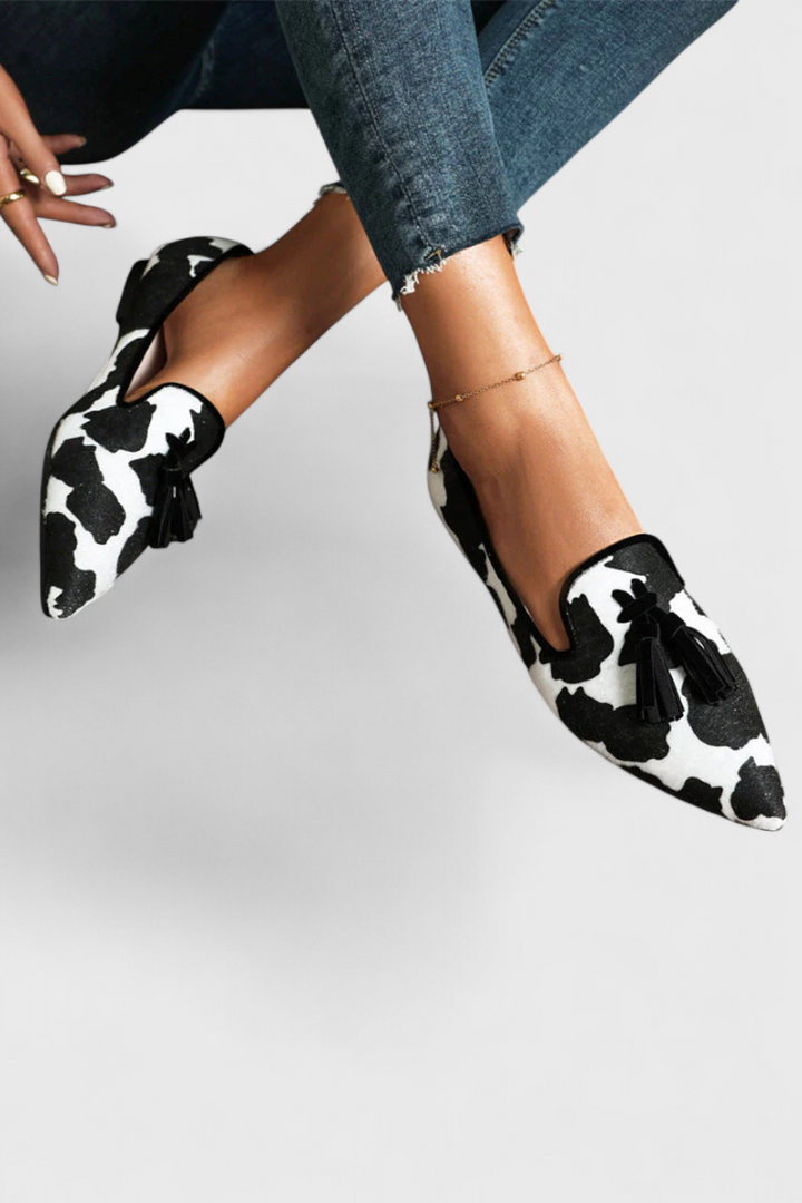Luretta™ Patterned Pointed Flats