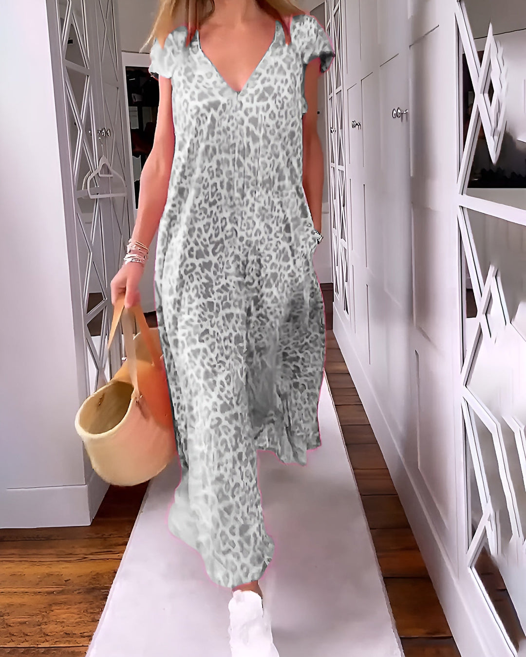 Callistra™ Flow V-Neck Maxi