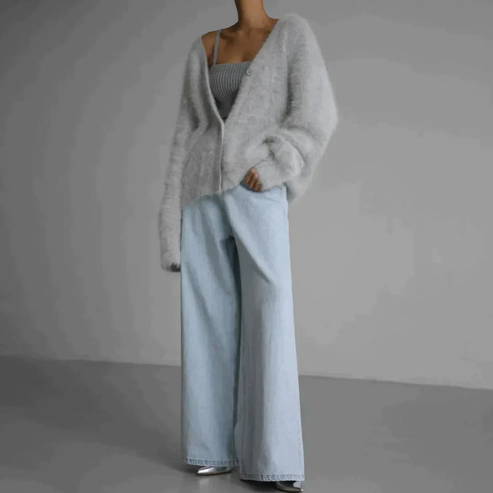 Lunarya™ Deep V Pullover