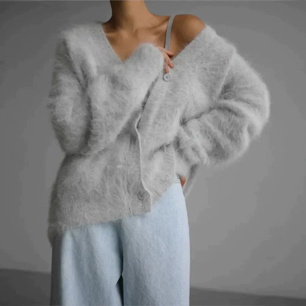 Lunarya™ Deep V Pullover